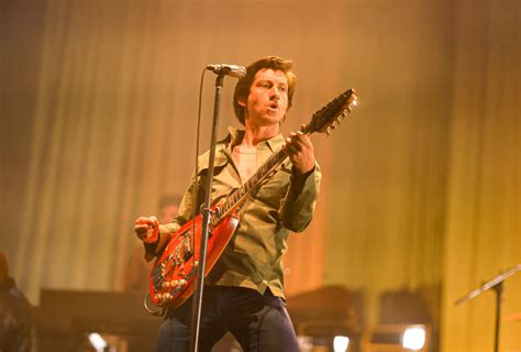 See Arctic Monkeys Debut ‘The Car’ Songs in Brooklyn Concert Footage.